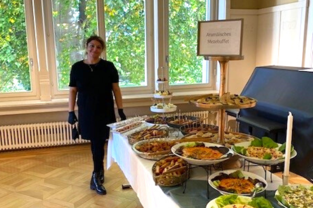 Hanna Kanalga, Marketingfachfrau mit eidg. Fachausweis Hanna Kanalga, Marketingfachfrau mit eidg. Fachausweis