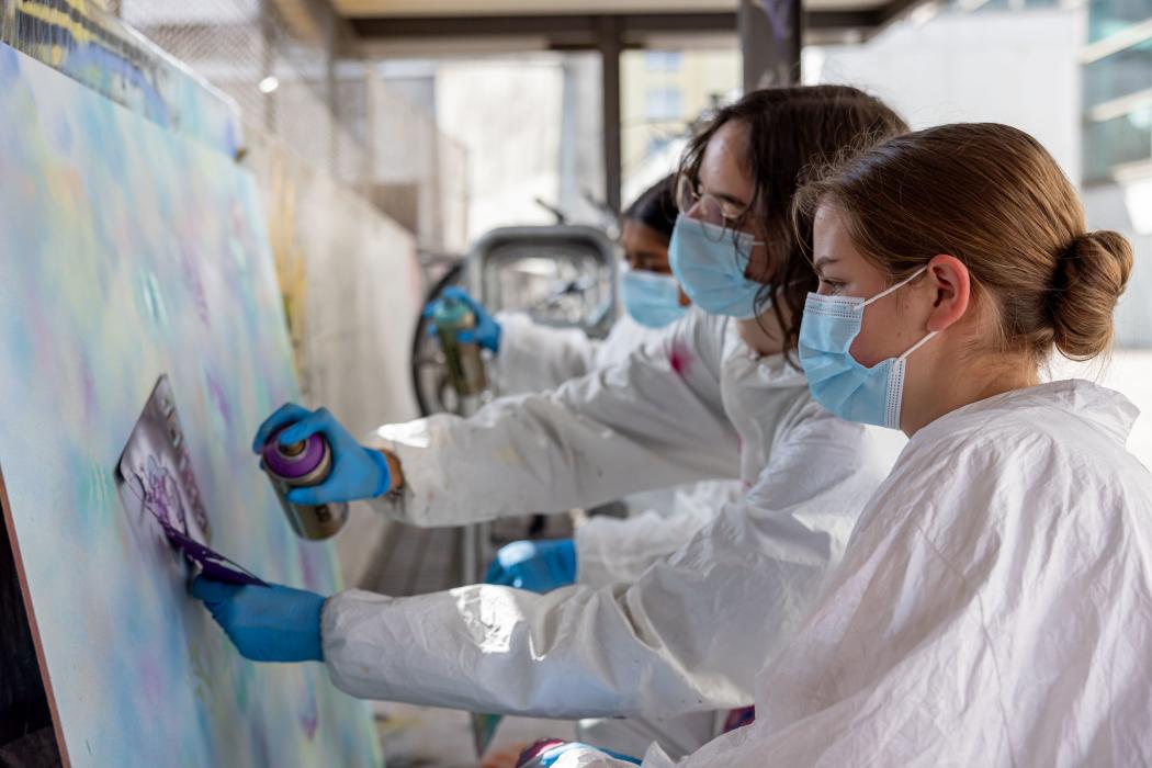 "Kunst an der Wand", einer von 14 Workshops