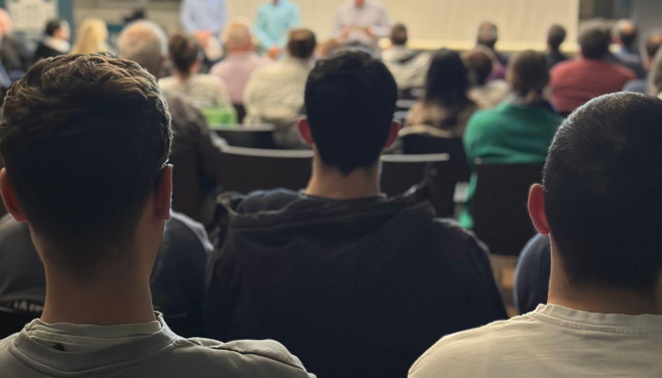 Wirtschaftsinformatiker/-innen - HKV Aarau Studenten - in der Aula - Forum