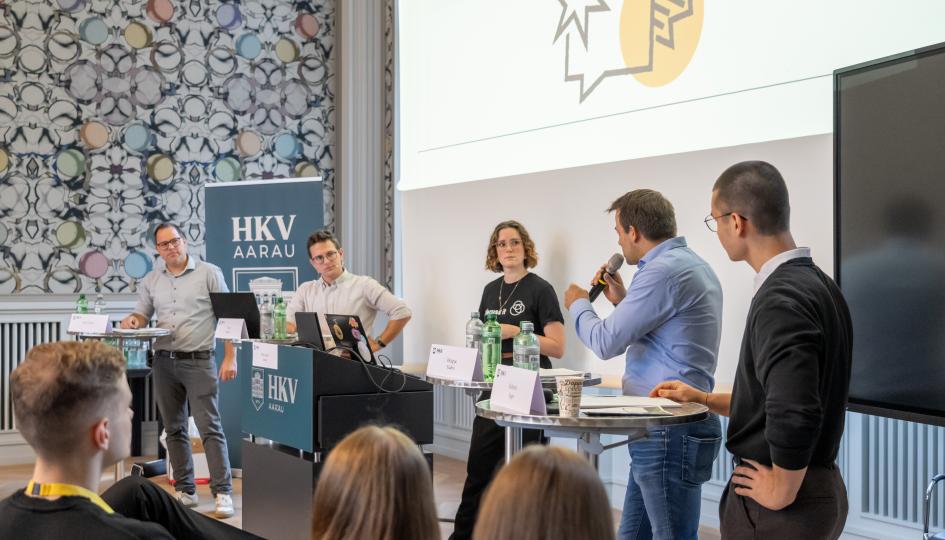 Politische Bildung an der HKV Aarau